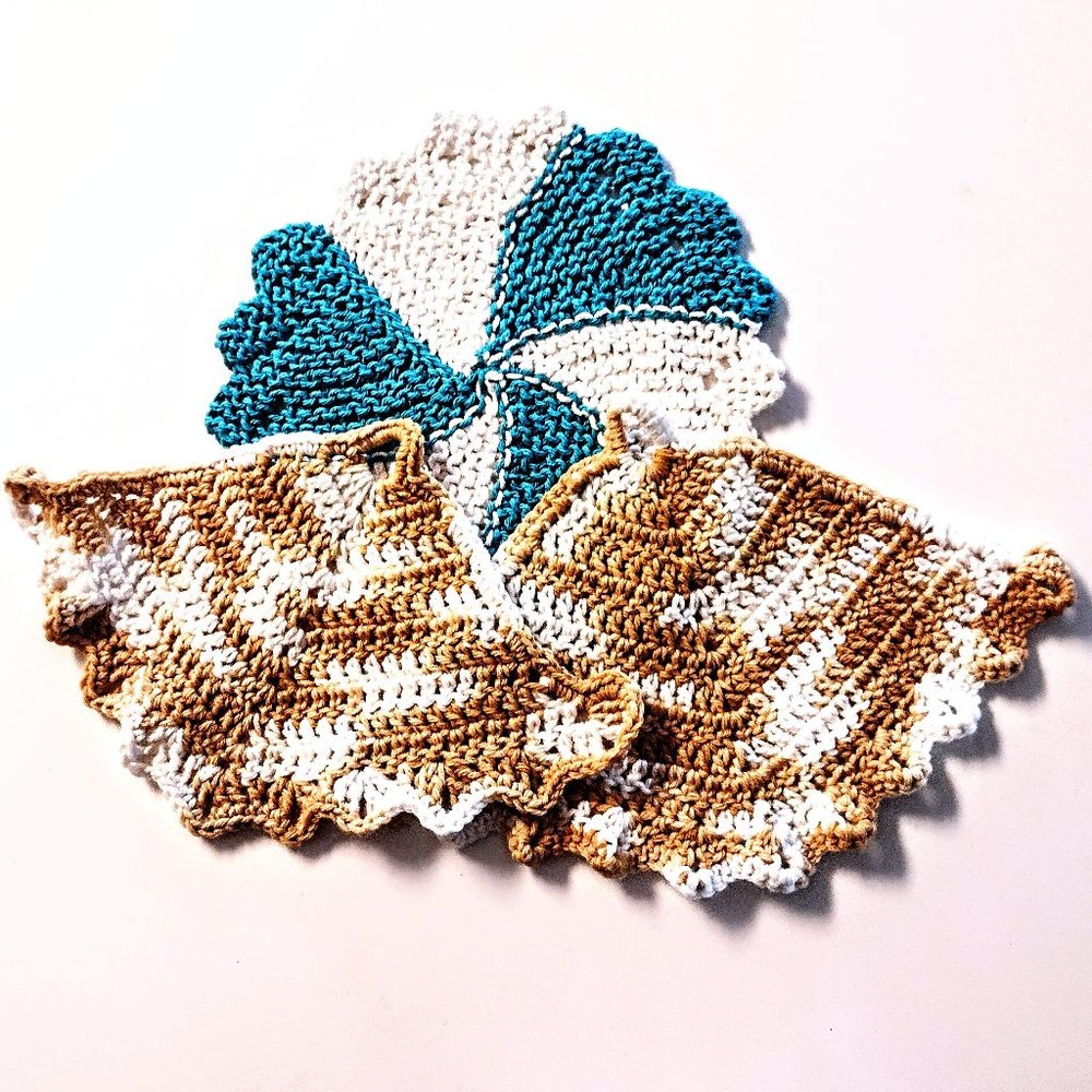 VTG Yarn Crochet Pot Holder Set ~ Round Blue/White, Triangle Gold/White ~  EVC!
